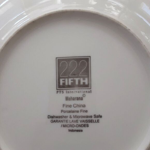 Pair (2) 222 Fifth Maharana Plates Lunch 9" bohemian red paisley green gold tone - Picture 4 of 6